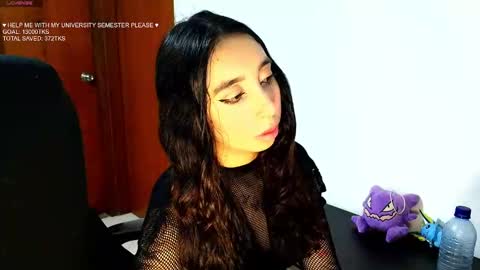 Snapshot of r0ttenangel chatting on November 2025 05:42:02 AM Angel online show from November 2025 05:42:02 AM