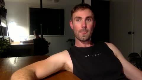 Snapshot of r3ve_ chatting on February 2026 10:43:01 AM T online show from February 2026 10:43:01 AM
