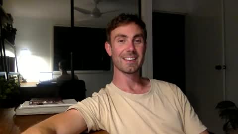 Snapshot of r3ve_ chatting on February 2026 10:22:01 AM T online show from February 2026 10:22:01 AM