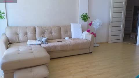 Snapshot of rabbits_couple chatting on September 2025 10:04:02 AM Jess John online show from September 2025 10:04:02 AM