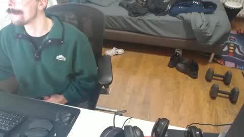 Snapshot of raccon68 chatting on December 2024 08:50:02 AM Raccoon68 online show from December 2024 08:50:02 AM