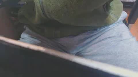 Snapshot of raccon68 chatting on January 2025 05:39:01 PM Raccoon68 online show from January 2025 05:39:01 PM