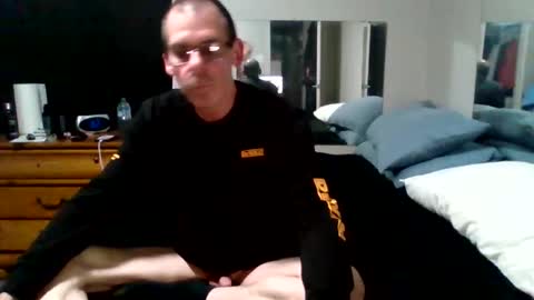 racefanjoe12 online show from April 2026 03:22:02 AM