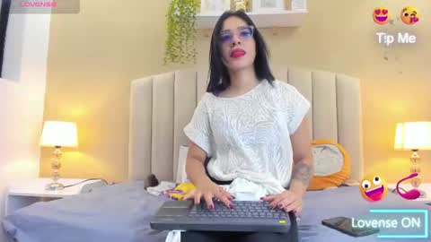 Rachel Donnelly online show from July 2026 02:18:02 AM