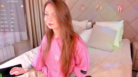 rachel_fernardi online show from May 2026 11:35:01 PM