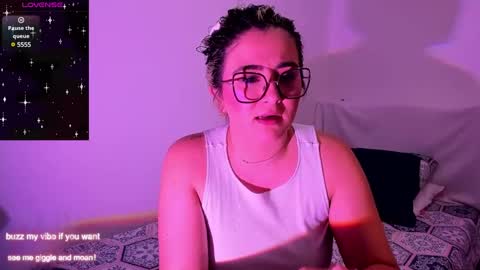 Snapshot of rachel_fo chatting on December 2024 08:54:01 PM Rachel Foss online show from December 2024 08:54:01 PM