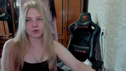 Snapshot of rachel_sharp chatting on September 2025 10:20:02 AM Make me cum online show from September 2025 10:20:02 AM