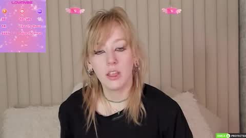 Ray  online show from November 2025 03:17:01 AM