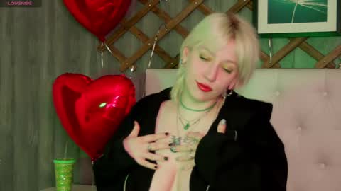 RachelCart online show from February 2025 04:03:01 AM