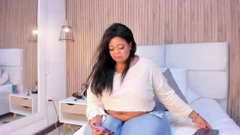 rachell_queenn1 online show from July 2026 07:37:02 AM