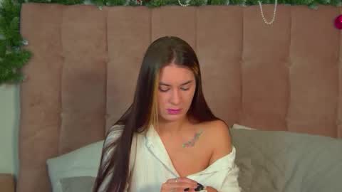 RachellSimpson online show from December 2025 06:37:02 PM