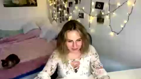 Snapshot of rachelpersch chatting on July 2026 03:32:01 PM Sophie online show from July 2026 03:32:01 PM