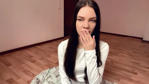 Rachel online show from November 2025 08:38:02 AM