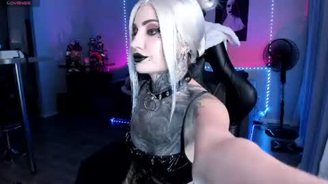  Miko Pleasee help me get 100 likes online show from July 2026 08:10:02 AM