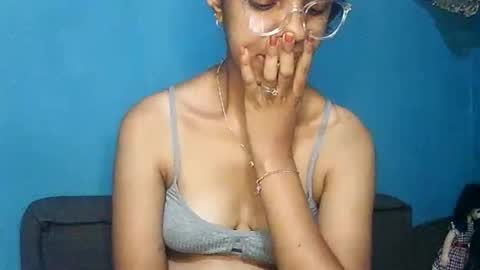 RachelShiny online show from April 2026 06:57:01 PM