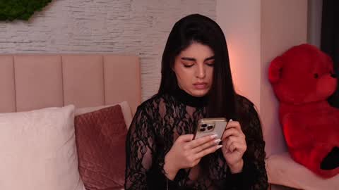 Snapshot of rachelswaan chatting on January 2025 01:08:02 PM RachelSwaan online show from January 2025 01:08:02 PM