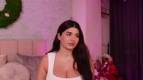 Snapshot of rachelswaan chatting on November 2025 08:24:01 AM RachelSwaan online show from November 2025 08:24:01 AM