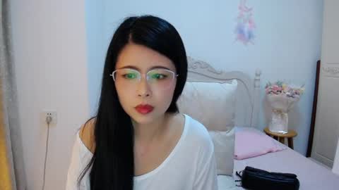 rachelwatts online show from May 2026 10:53:02 AM