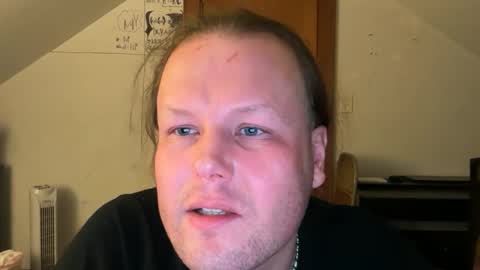 raeganv online show from February 2026 11:44:01 PM