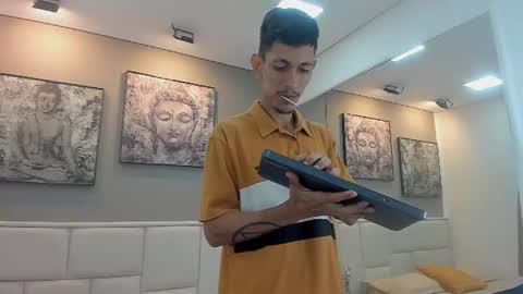 Snapshot of raf__koons chatting on July 2026 03:19:02 AM Raf Koons online show from July 2026 03:19:02 AM