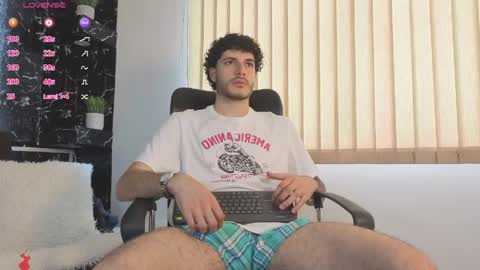 R A F A E L online show from April 2026 08:55:01 PM