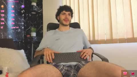 R A F A E L online show from May 2026 08:50:02 PM