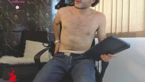 R A F A E L online show from May 2026 08:48:02 PM