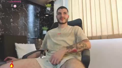 R A F A E L online show from June 2026 07:56:01 PM