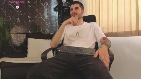 R A F A E L online show from June 2026 08:13:02 PM