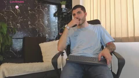 R A F A E L online show from July 2026 07:57:01 PM