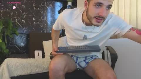 R A F A E L online show from July 2026 08:33:02 PM
