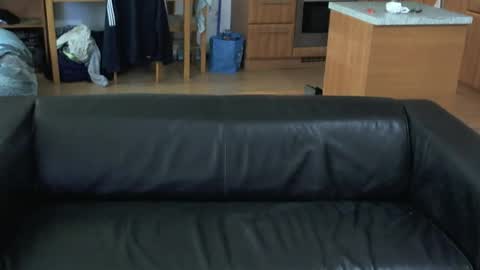 rafaelosteel online show from May 2026 10:45:01 AM