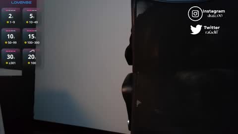 Snapshot of rafaelstone chatting on November 2025 02:22:01 AM IG online show from November 2025 02:22:01 AM