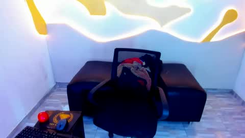 Rafael online show from July 2026 02:42:02 AM