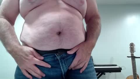 Snapshot of ragin_hardon001 chatting on December 2024 09:31:02 PM Ray online show from December 2024 09:31:02 PM