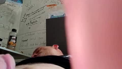 Snapshot of ragingzef69 chatting on January 2025 10:24:01 PM Bigthickdickinvic online show from January 2025 10:24:01 PM