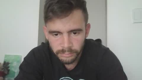 Snapshot of ragnor_vex chatting on January 2025 10:24:01 PM Ragnor vex online show from January 2025 10:24:01 PM