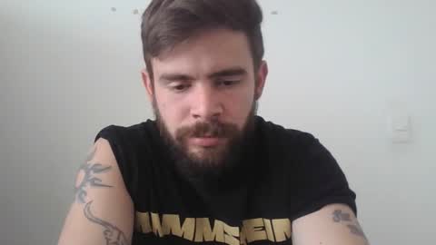 Snapshot of ragnor_vex chatting on February 2025 02:23:01 PM Ragnor vex online show from February 2025 02:23:01 PM