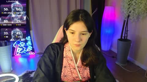 Snapshot of raiden_maid chatting on December 2024 04:34:02 AM Betty online show from December 2024 04:34:02 AM