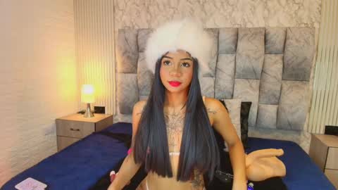 Snapshot of railey_rosse_ chatting on September 2025 09:07:02 PM Welcome to my room online show from September 2025 09:07:02 PM