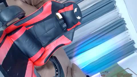 itsmeRailey online show from November 2025 11:25:02 PM