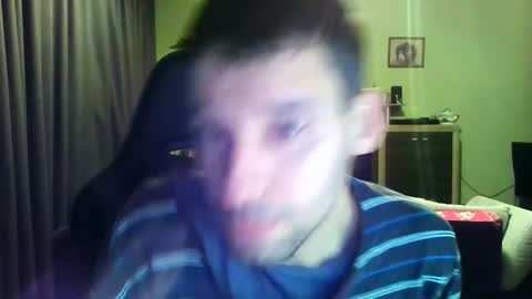 Snapshot of raimondo32 chatting on December 2024 08:44:02 AM Raimondo te Paste online show from December 2024 08:44:02 AM