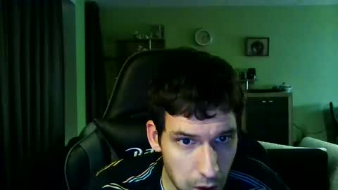 Snapshot of raimondo32 chatting on February 2025 05:09:01 PM Raimondo te Paste online show from February 2025 05:09:01 PM