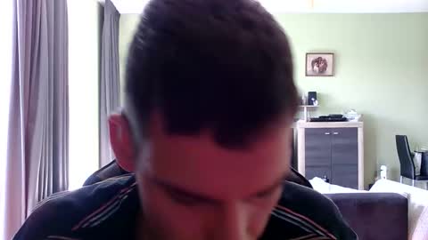 Snapshot of raimondo32 chatting on September 2025 12:06:01 PM Raimondo te Paste online show from September 2025 12:06:01 PM