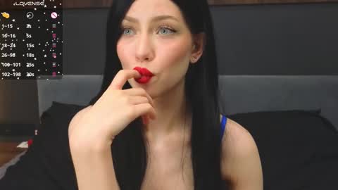 Snapshot of rainauge chatting on March 2025 12:07:01 AM Lisa online show from March 2025 12:07:01 AM