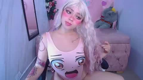 Snapshot of rainbowlover_ch chatting on October 2025 03:07:02 AM Rainy online show from October 2025 03:07:02 AM