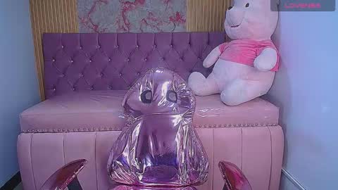 Snapshot of rainbowlover_ch chatting on October 2025 05:43:02 AM Rainy online show from October 2025 05:43:02 AM