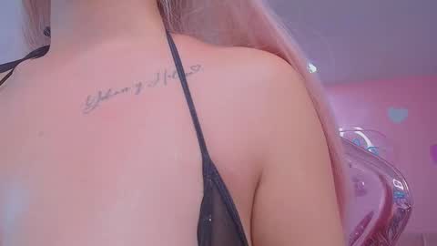 Snapshot of rainbowlover_ch chatting on November 2025 03:39:02 AM Rainy online show from November 2025 03:39:02 AM