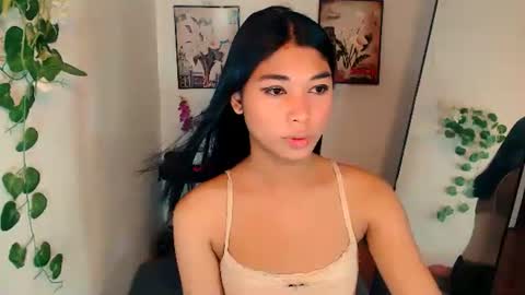 raindrizzle1706 online show from December 2025 01:47:01 AM