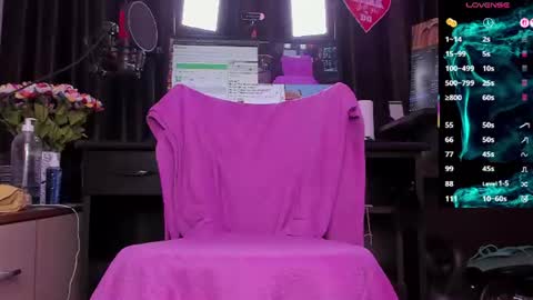 Laura online show from July 2026 02:18:01 AM